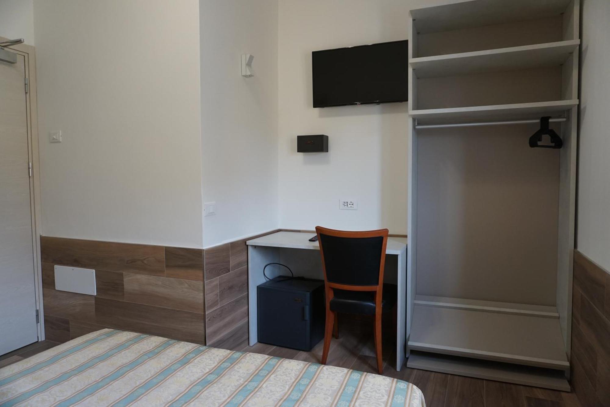 Hotel Ideal 3*